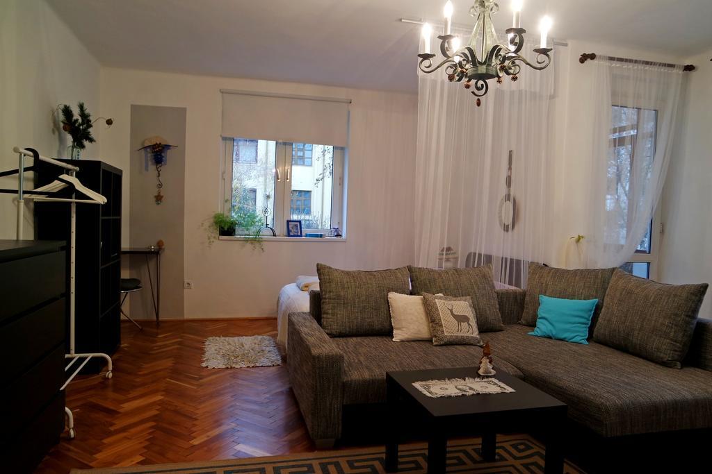 Belvarosi Studio Apartman Дьєр Екстер'єр фото